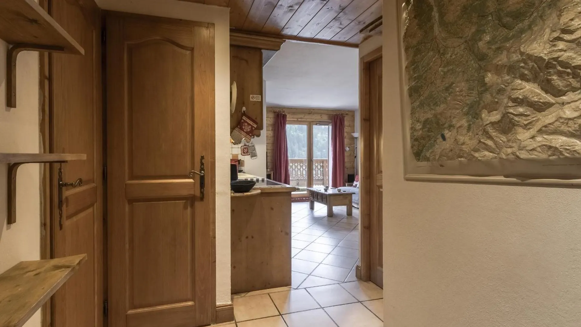 Appartement Bellevue Au Pied Des Pistes 레우쉬